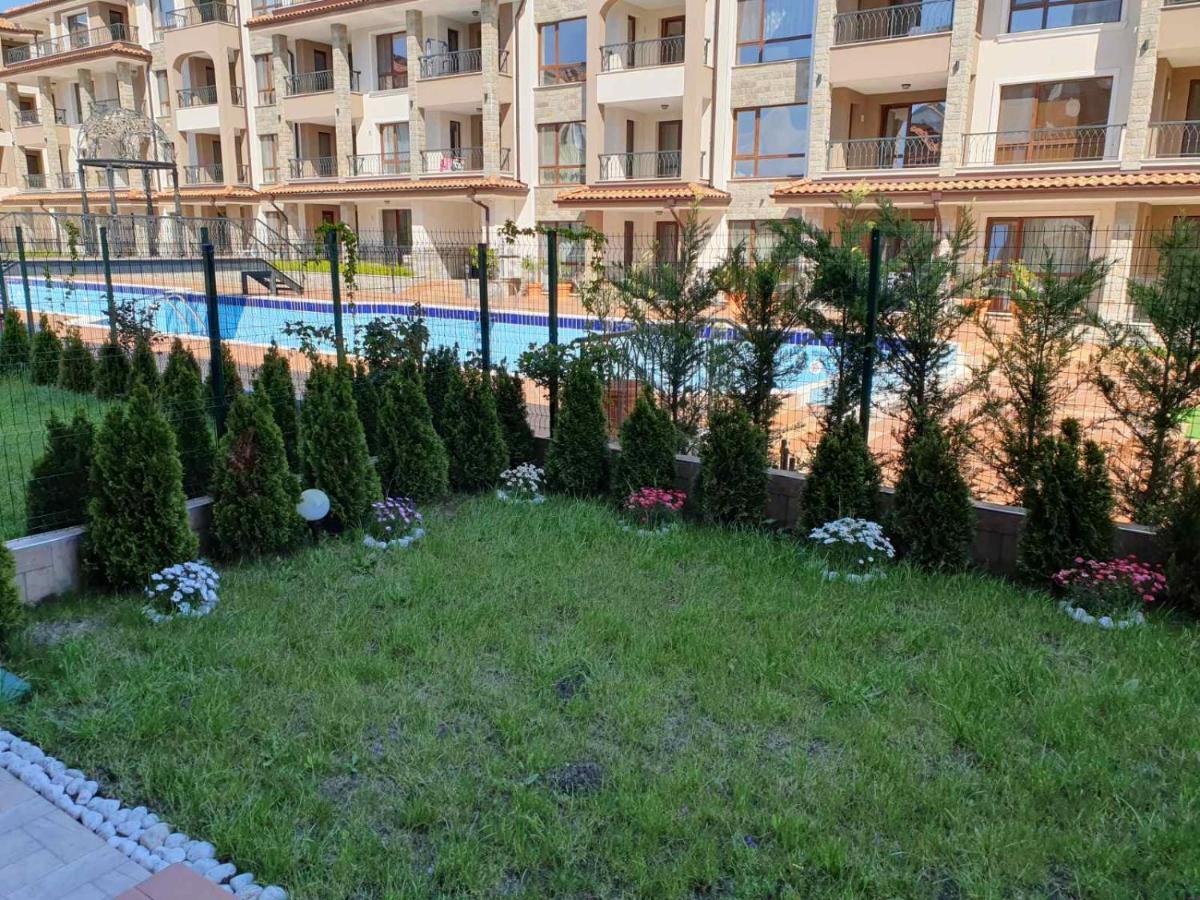 Apartmán Sarafovo Sea Star Burgas City Exteriér fotografie